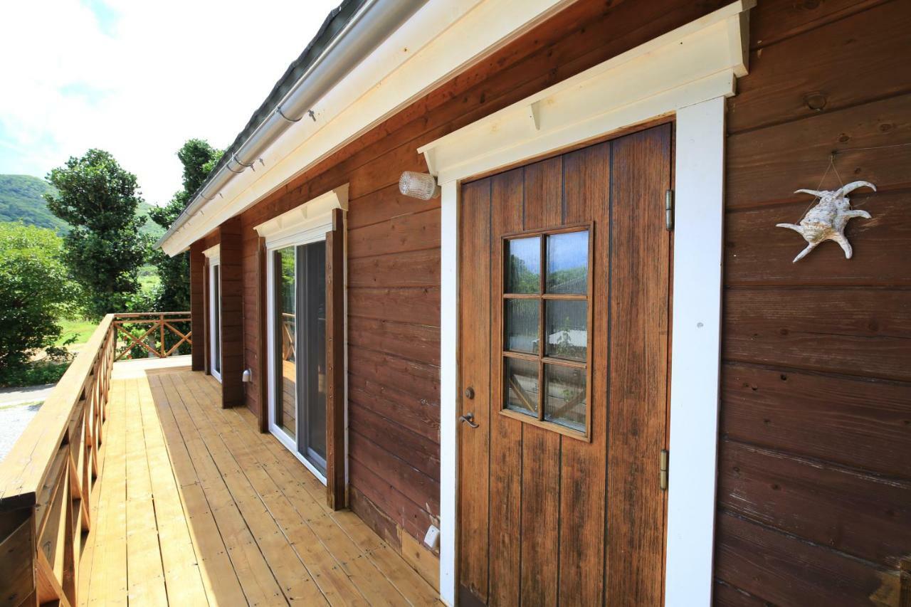石垣島コテージakeeesi365 Ishigaki  Extérieur photo